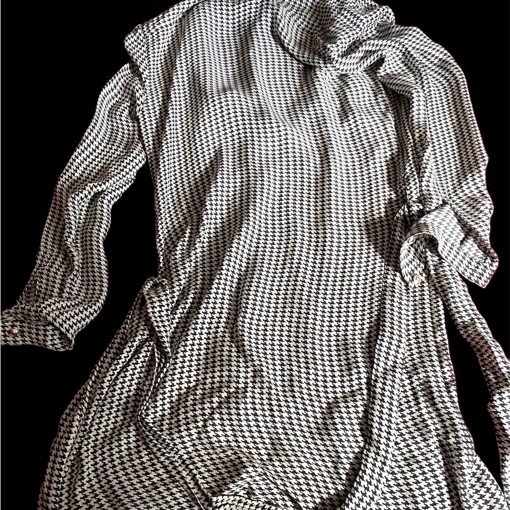 Gorgeous ❤️ Authentic Gucci Scarf Belted  Silk Houndstooth Dress - Picture 4 of 13